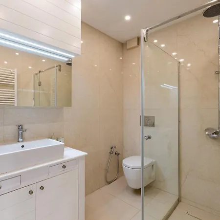 Homeleader Apartment *